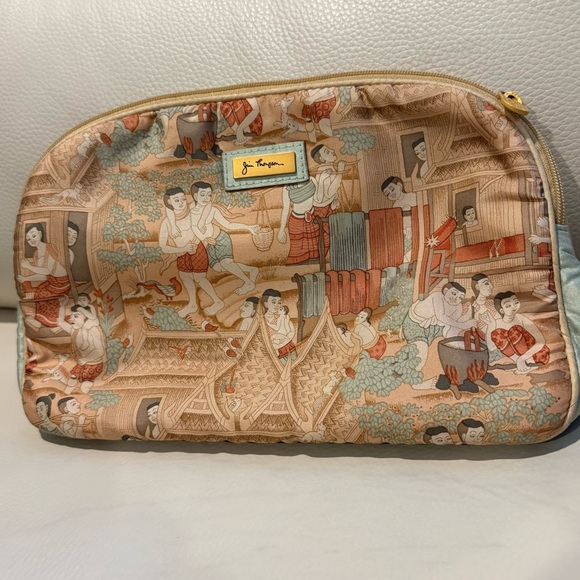 Jim Thompson Handbags - Jim Thompson Gorgeous Silk Leather Cosmetics Travel Bag Zip Closure